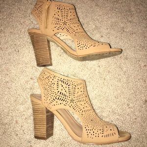 Tan Heels